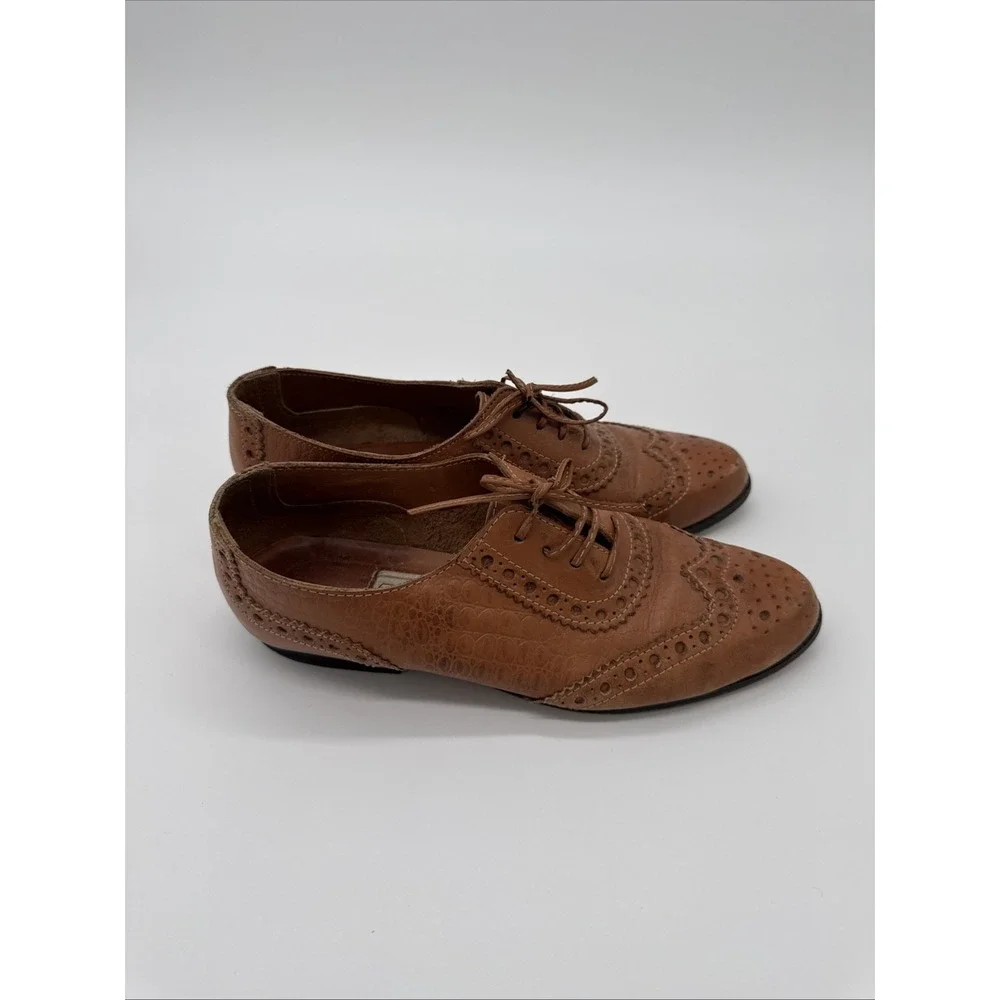 Vintage‎ Bellini Women's Wingtip Brown Leather Shoes Size 7.5 B